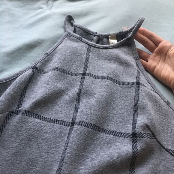 Elegant dress grey w/ plaid detailing ASYMMETRICAL - Picture 4 of 6